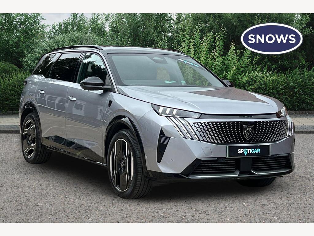 Peugeot E-5008