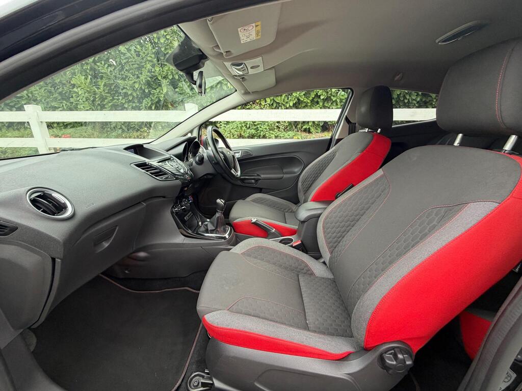 Ford Fiesta 1.0T EcoBoost Zetec S Euro 6 (s/s) 3dr thumbnail 18