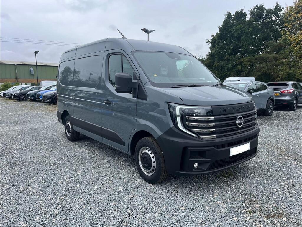 Nissan Interstar