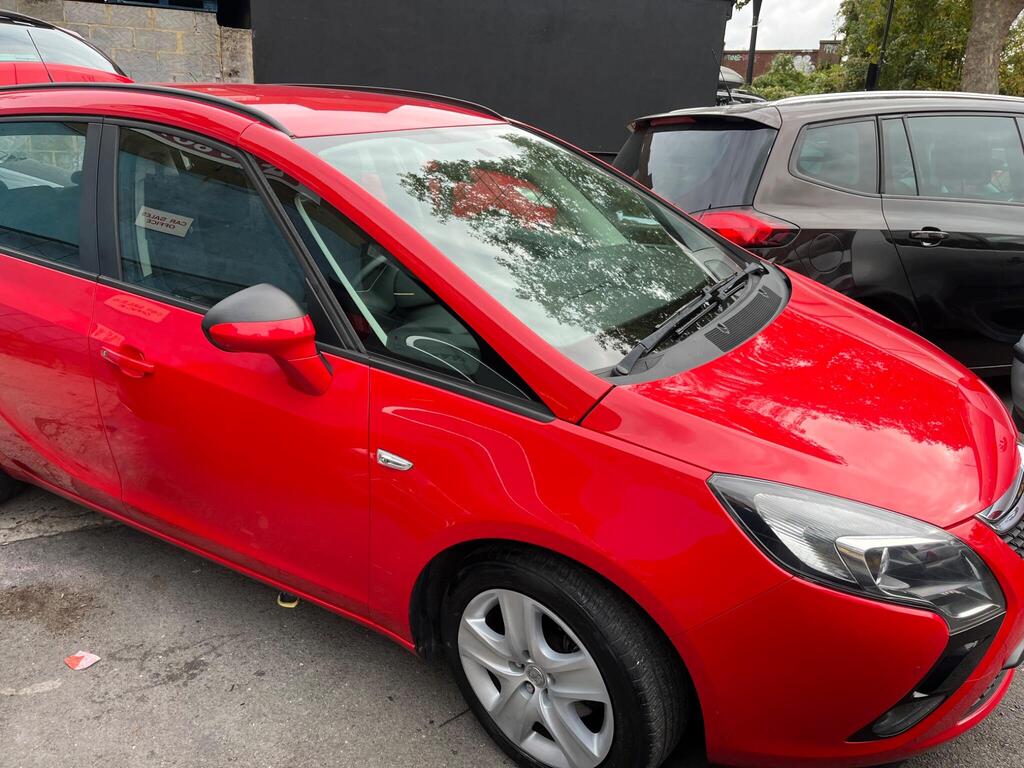Vauxhall Zafira Tourer MPV 1.4i Turbo Exclusiv Euro 6 5dr