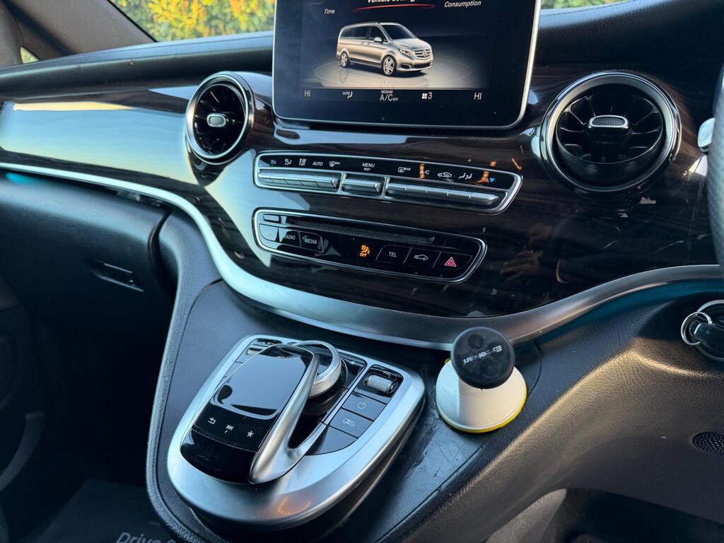 2019 Mercedes-Benz V Class thumbnail 14