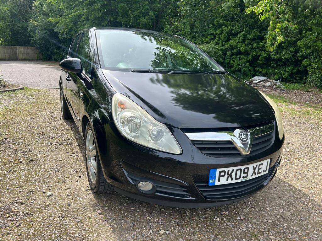 Vauxhall Corsa Hatchback 1.4i 16v Design 5dr (a/c)