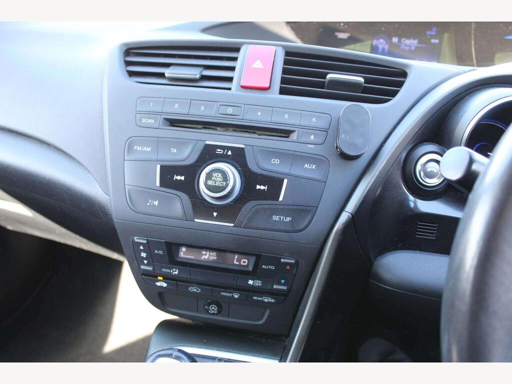Honda Civic Hatchback 1.8 i-VTEC Ti Euro 5 (s/s) 5dr