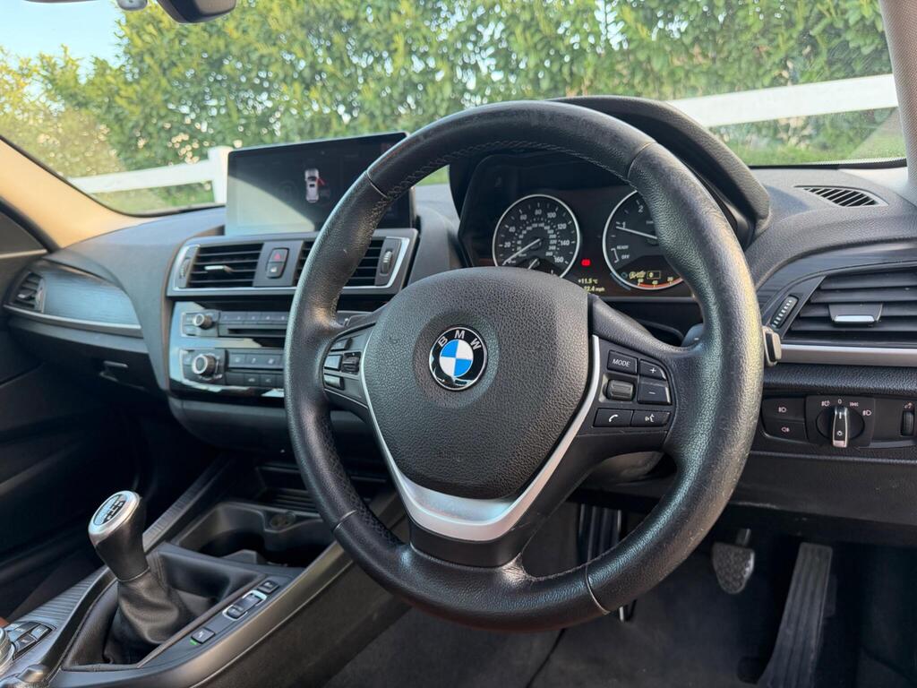 2015 BMW 2 Series thumbnail 23