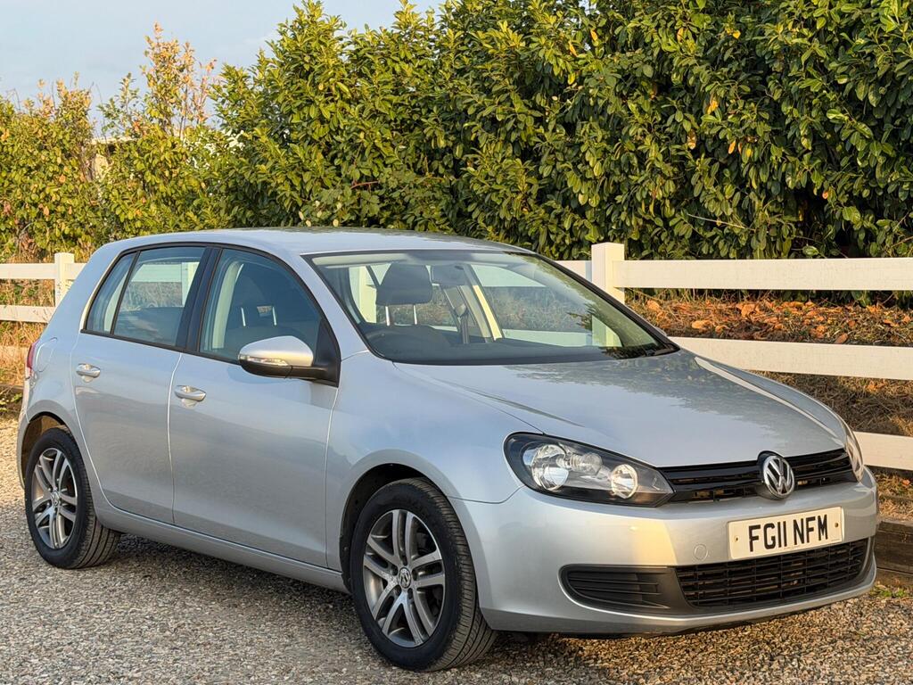 2011 Volkswagen Golf thumbnail 7