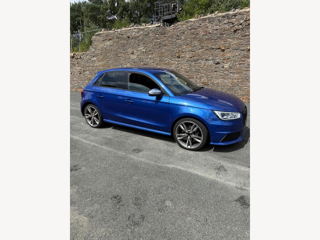 Audi S1