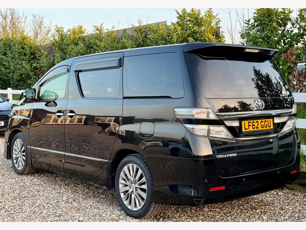 2013 Toyota Vellfire thumbnail 11