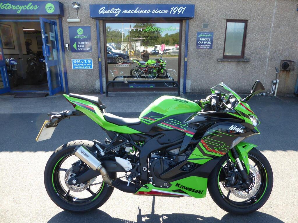 Kawasaki Ninja ZX-4RR