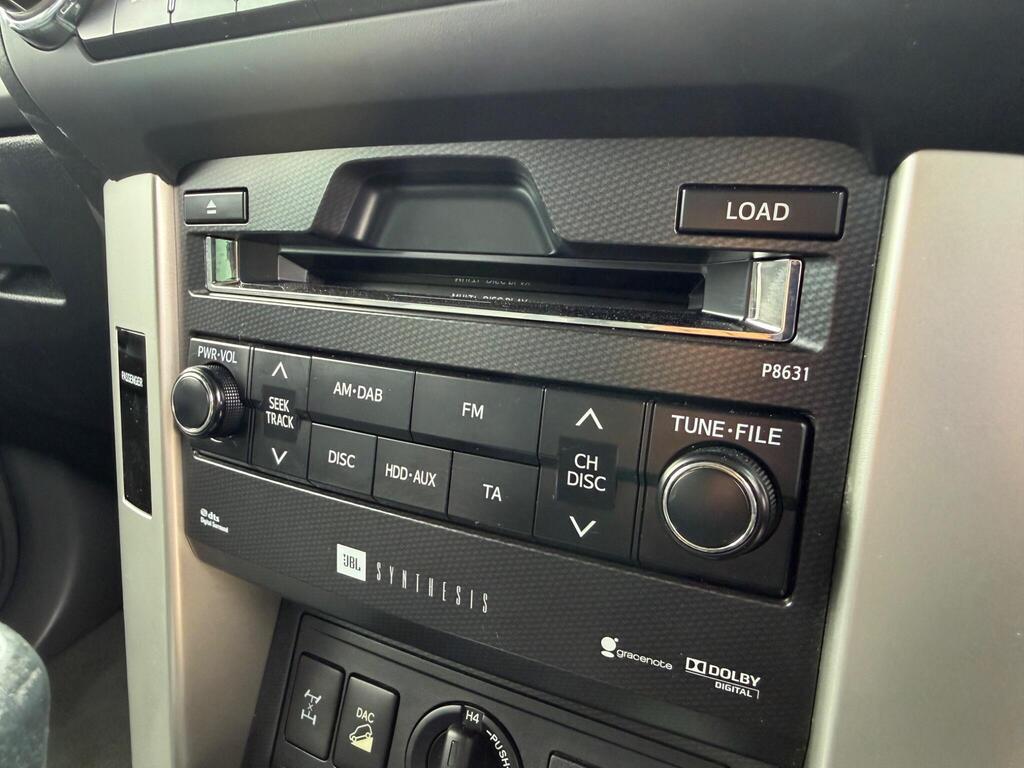 2010 Toyota Land Cruiser thumbnail 35