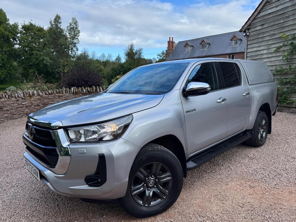 Toyota Hilux Pickup 2.4 D-4D Icon Auto 4WD Euro 6 (s/s) 4dr