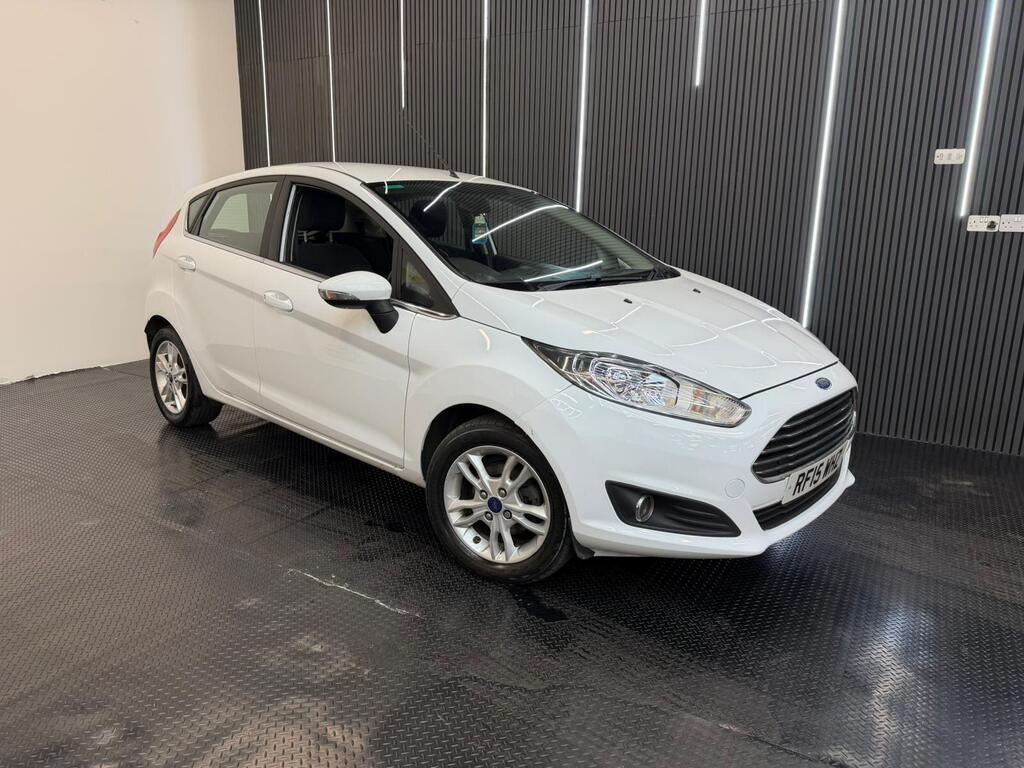 Ford Fiesta Hatchback 1.0 Zetec Euro 6 (s/s) 5dr