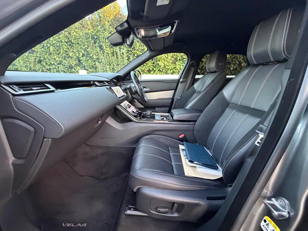 2018 Land Rover Range Rover Velar thumbnail 37