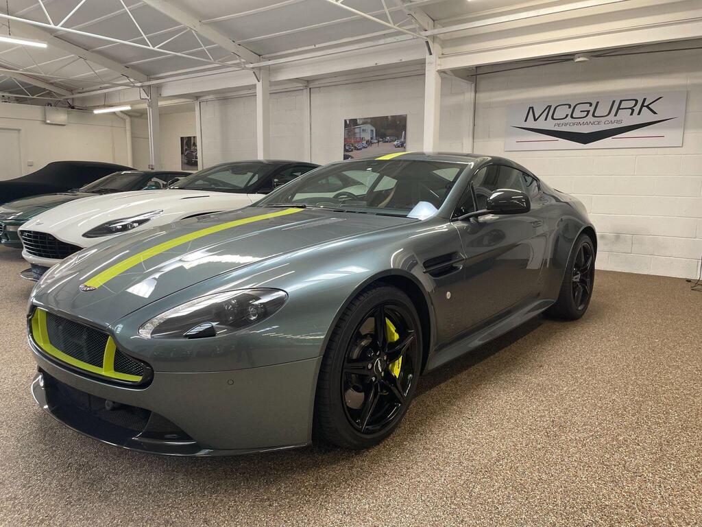 Aston Martin Vantage