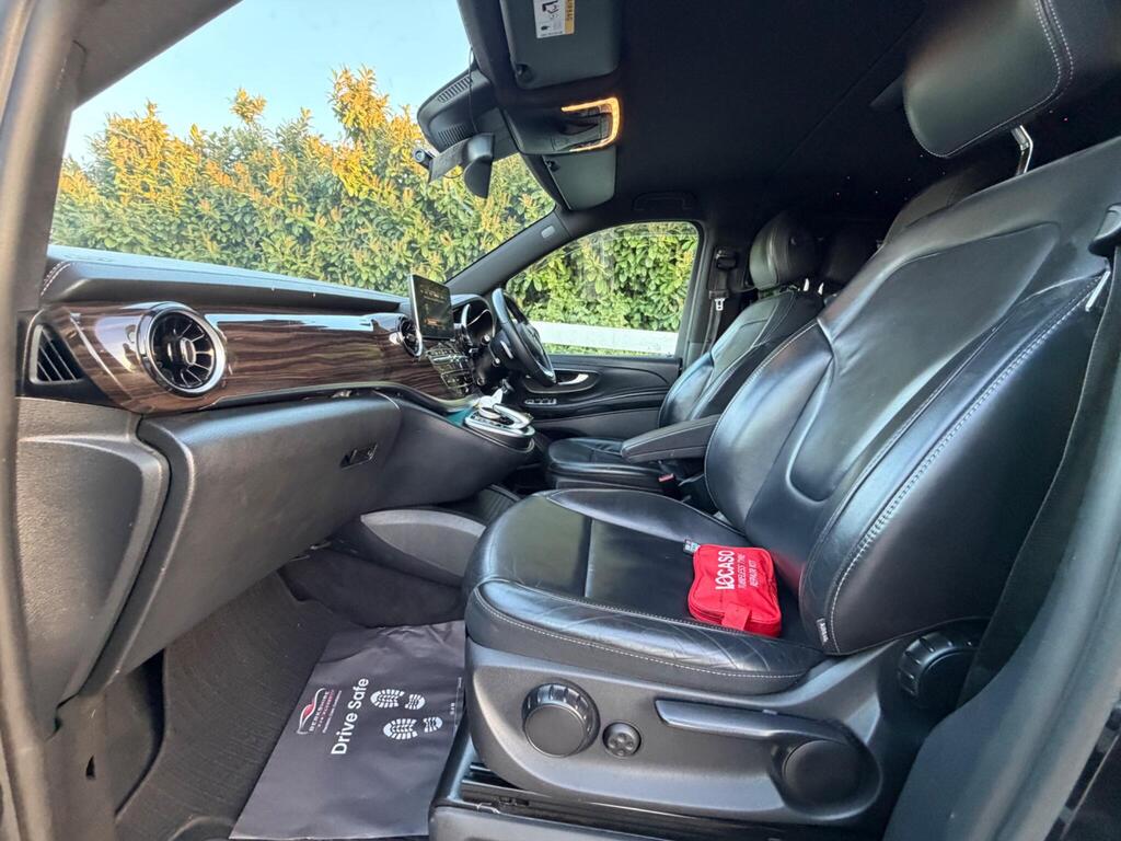 2019 Mercedes-Benz V Class thumbnail 41
