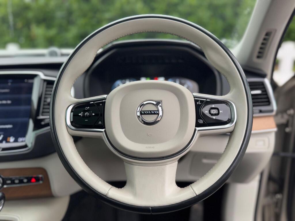 Volvo XC90 2.0 D5 Inscription Geartronic 4WD Euro 6 (s/s) 5dr thumbnail 27