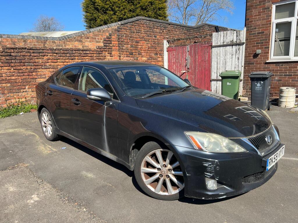 Lexus IS