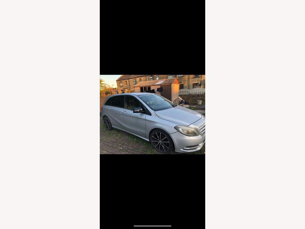 Mercedes-Benz B Class
