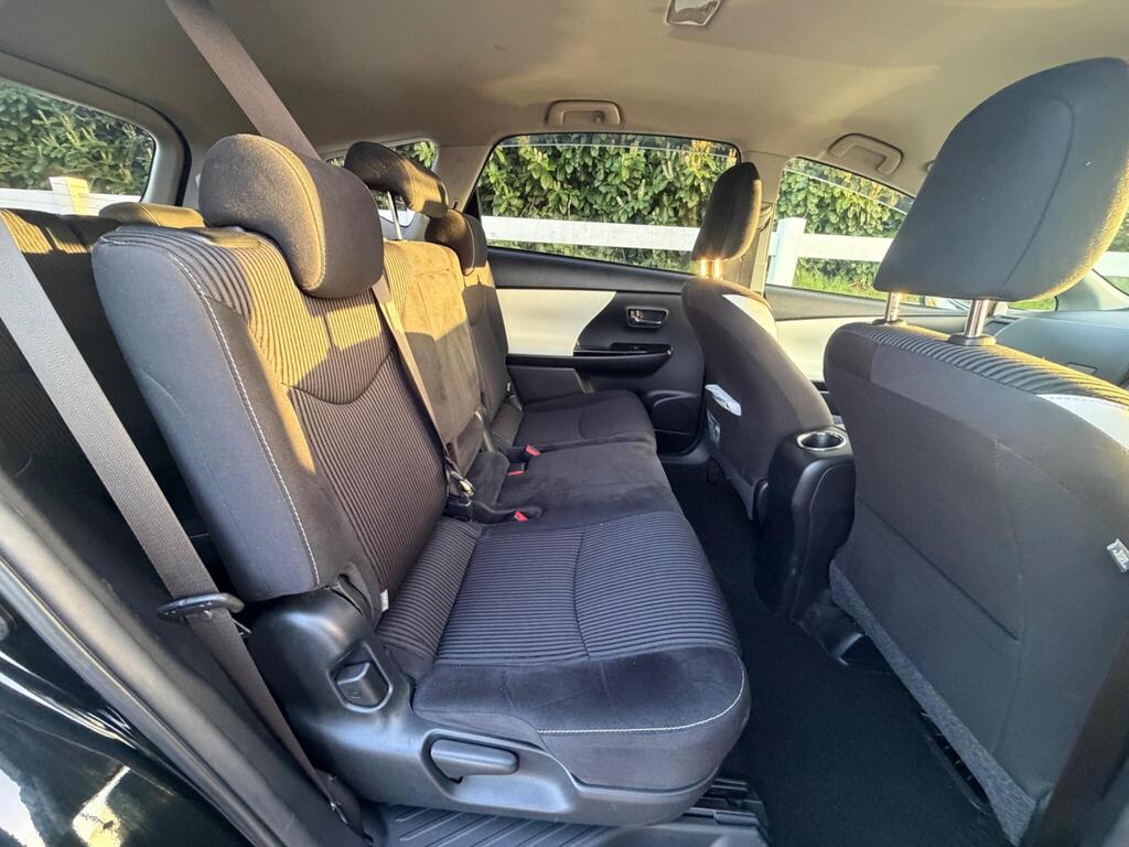 2016 Toyota Prius+ thumbnail 20