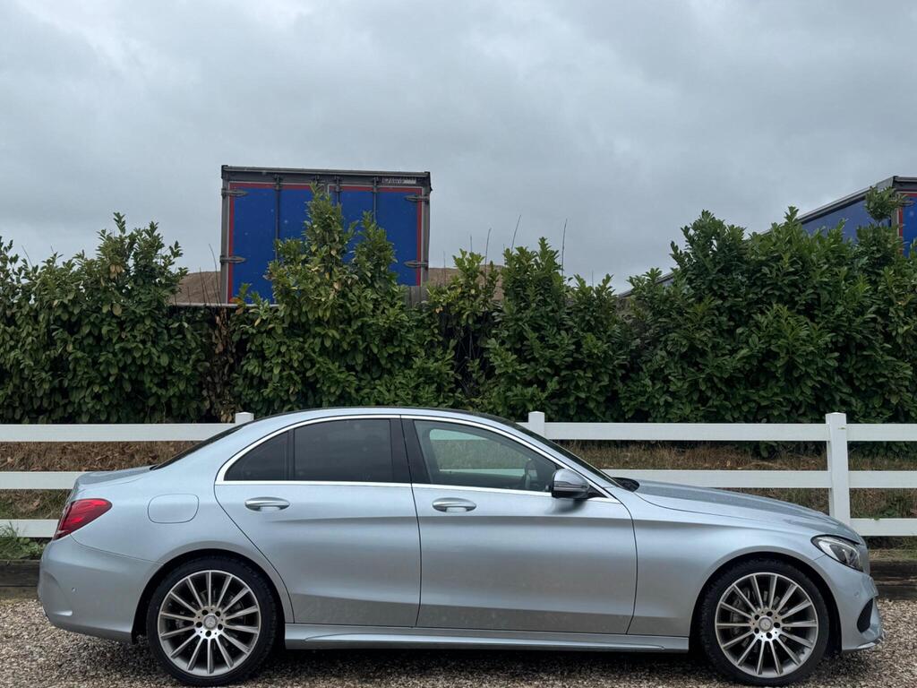Mercedes-Benz C Class 2.1 C220d AMG Line (Premium) 7G-Tronic+ Euro 6 (s/s) 4dr thumbnail 8
