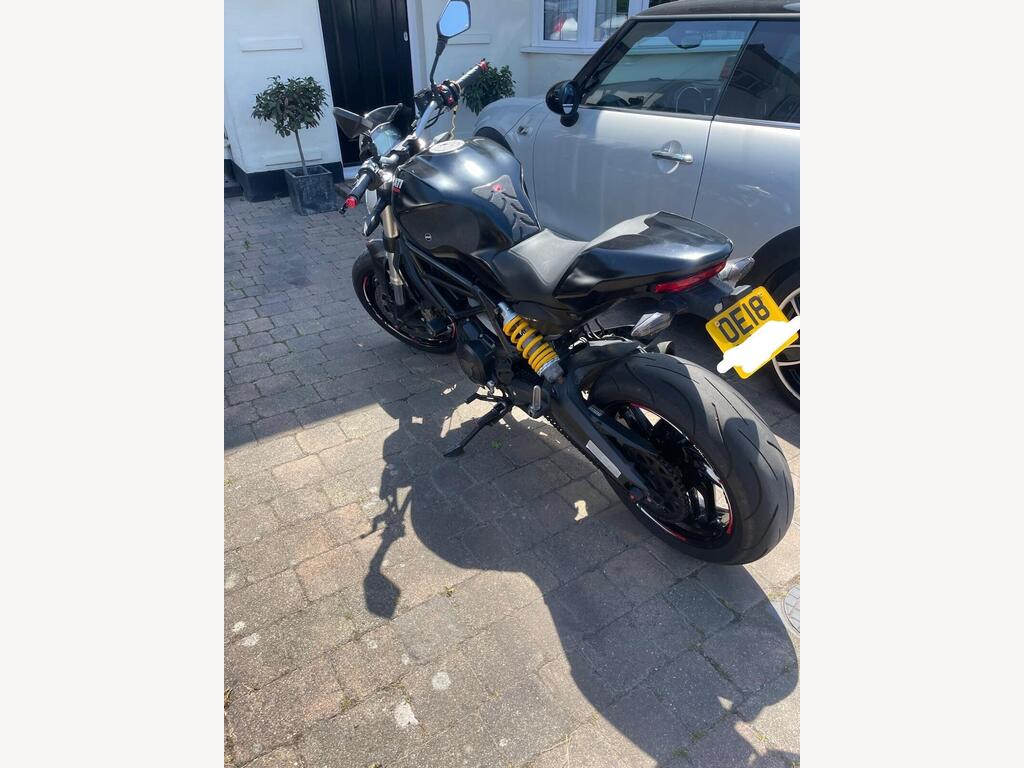 Ducati Monster 797