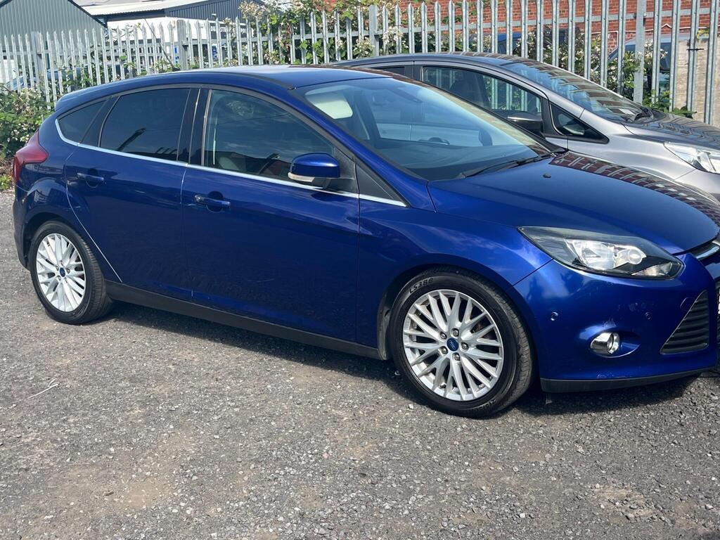Ford Focus Hatchback 1.6 TDCi Zetec Navigator Euro 5 (s/s) 5dr