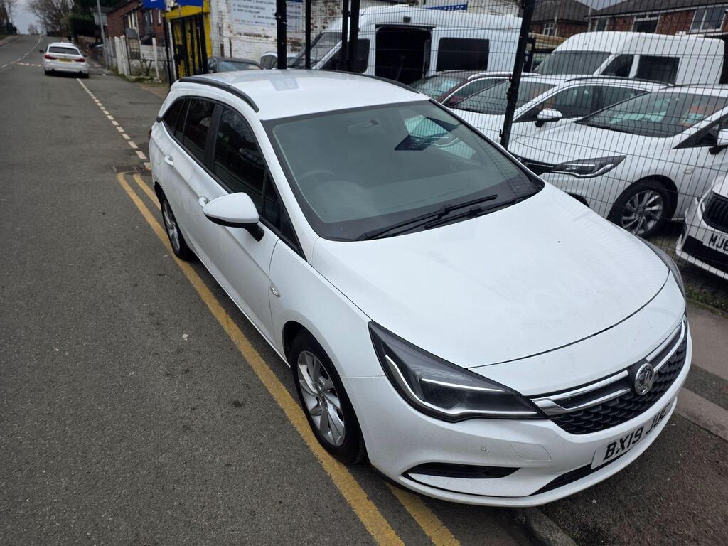 Vauxhall Astra Estate 1.6 CDTi BlueInjection Design Sports Tourer Euro 6 (s/s) 5dr