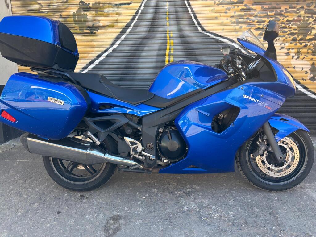 Triumph Sprint GT 1050