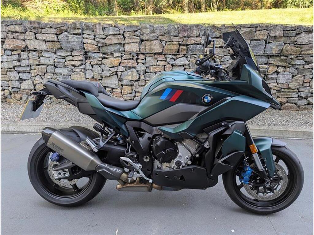 BMW M 1000 XR