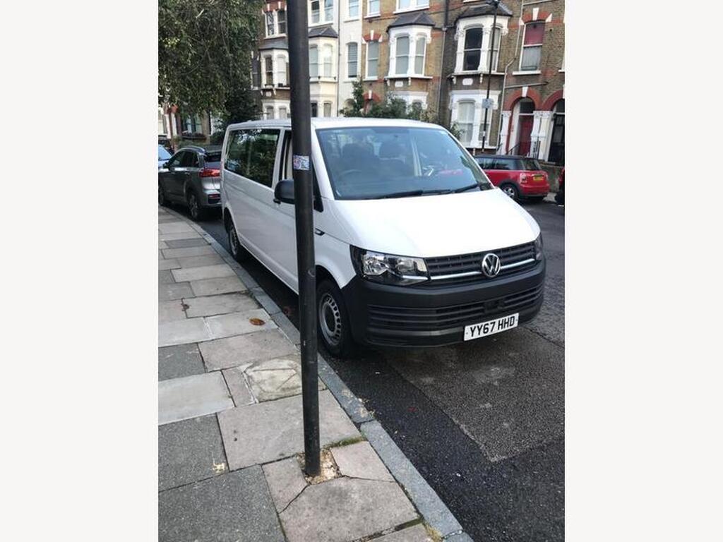 Volkswagen Transporter Shuttle
