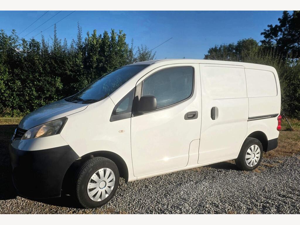 Nissan NV200