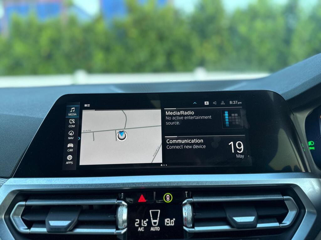 BMW 3 Series 2.0 330e 12kWh M Sport Auto Euro 6 (s/s) 4dr thumbnail 37