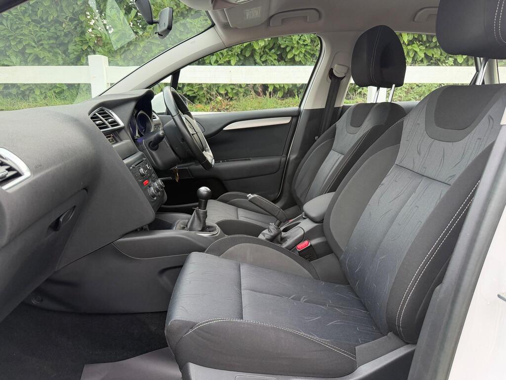 2013 Citroen C4 thumbnail 33