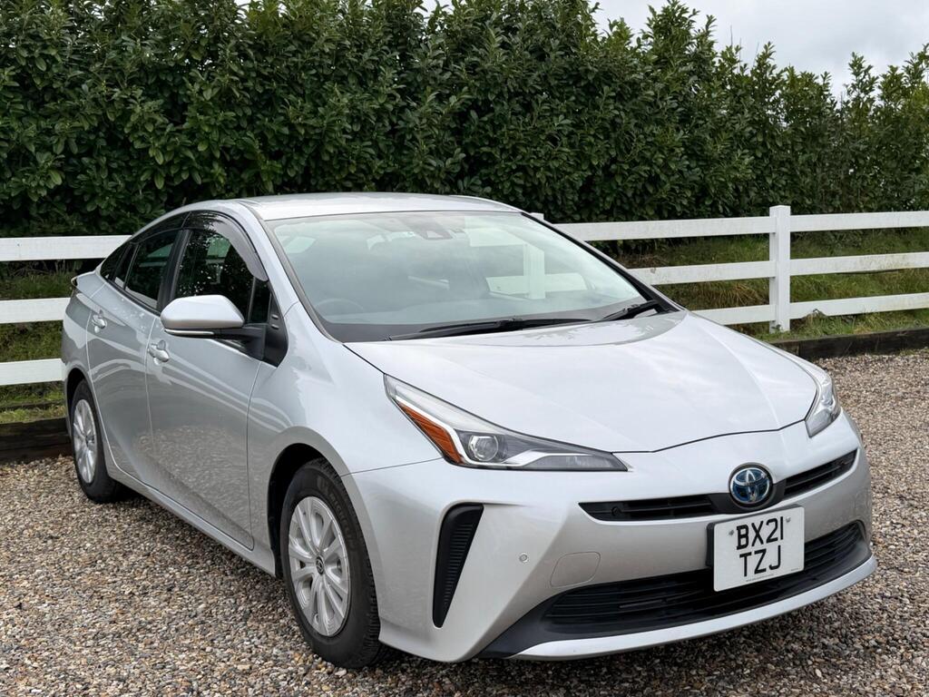 2021 Toyota Prius thumbnail 2