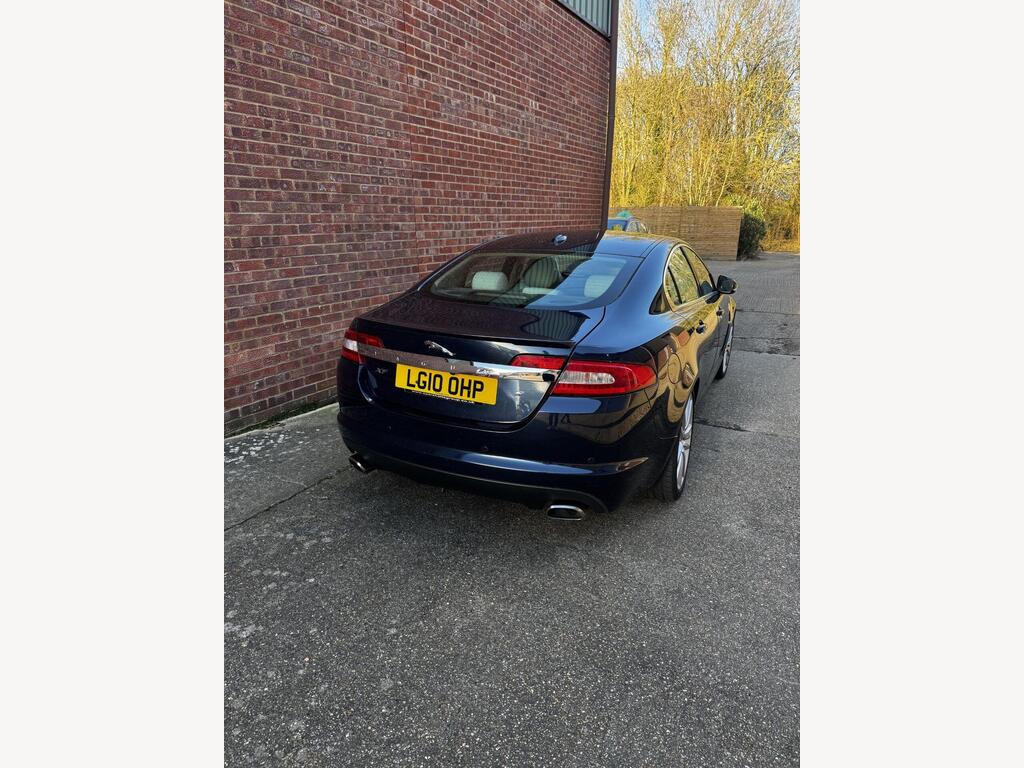 Jaguar XF Saloon 3.0d S V6 Portfolio Auto Euro 5 4dr