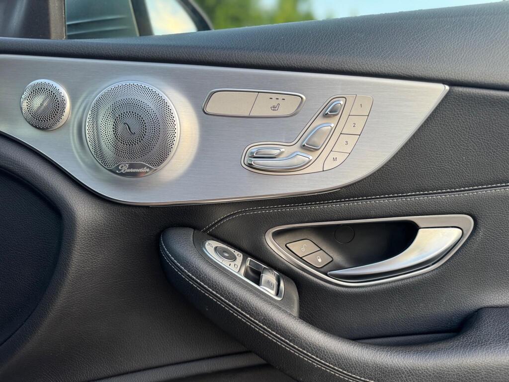 Mercedes-Benz C Class 2.1 C220d AMG Line (Premium Plus) G-Tronic+ Euro 6 (s/s) 2dr thumbnail 22