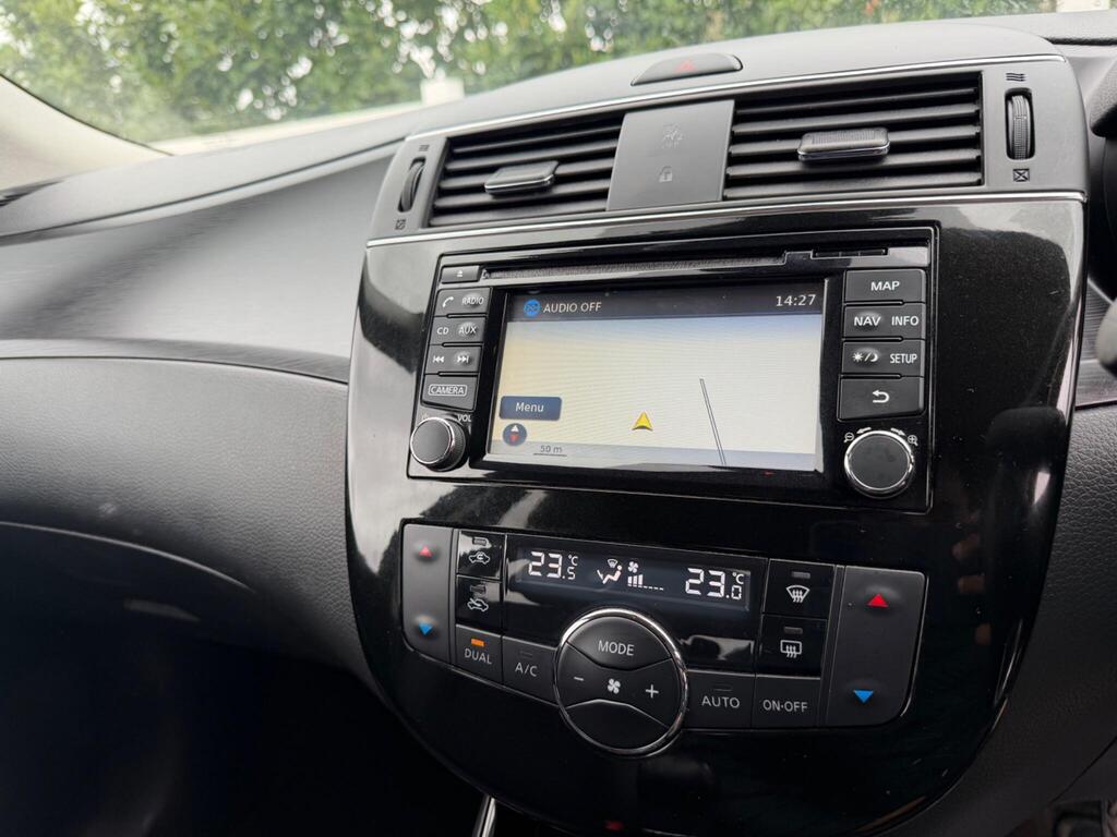 2017 Nissan Pulsar thumbnail 24