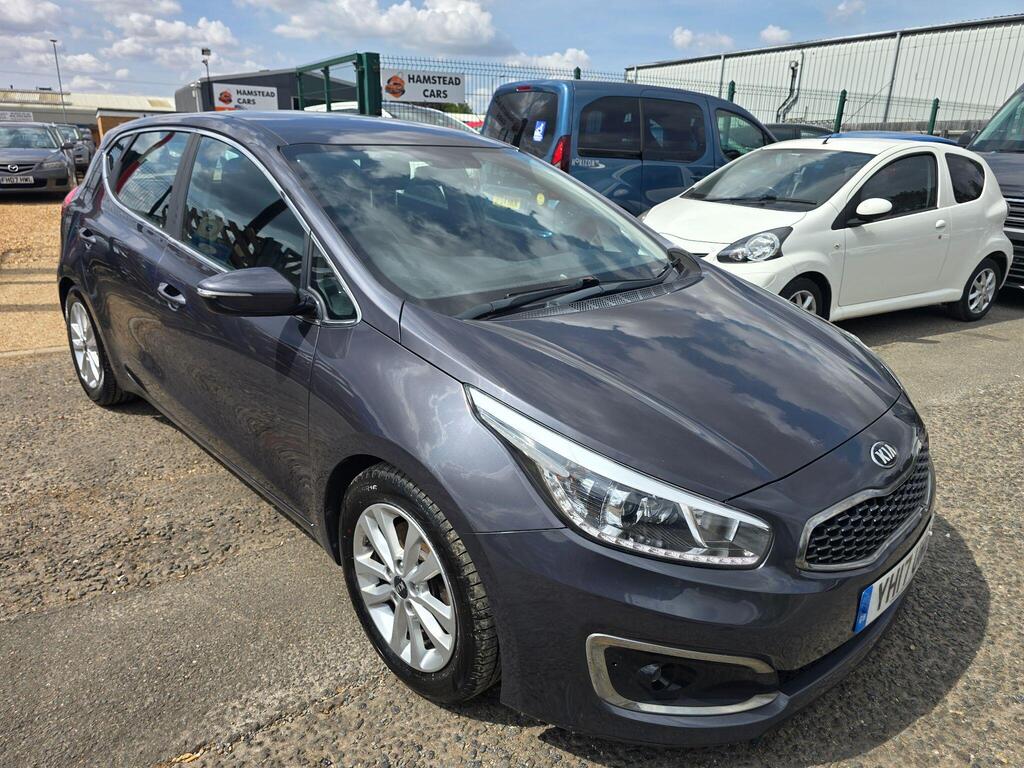 Kia Ceed Hatchback 1.6 CRDi 2 Euro 6 (s/s) 5dr