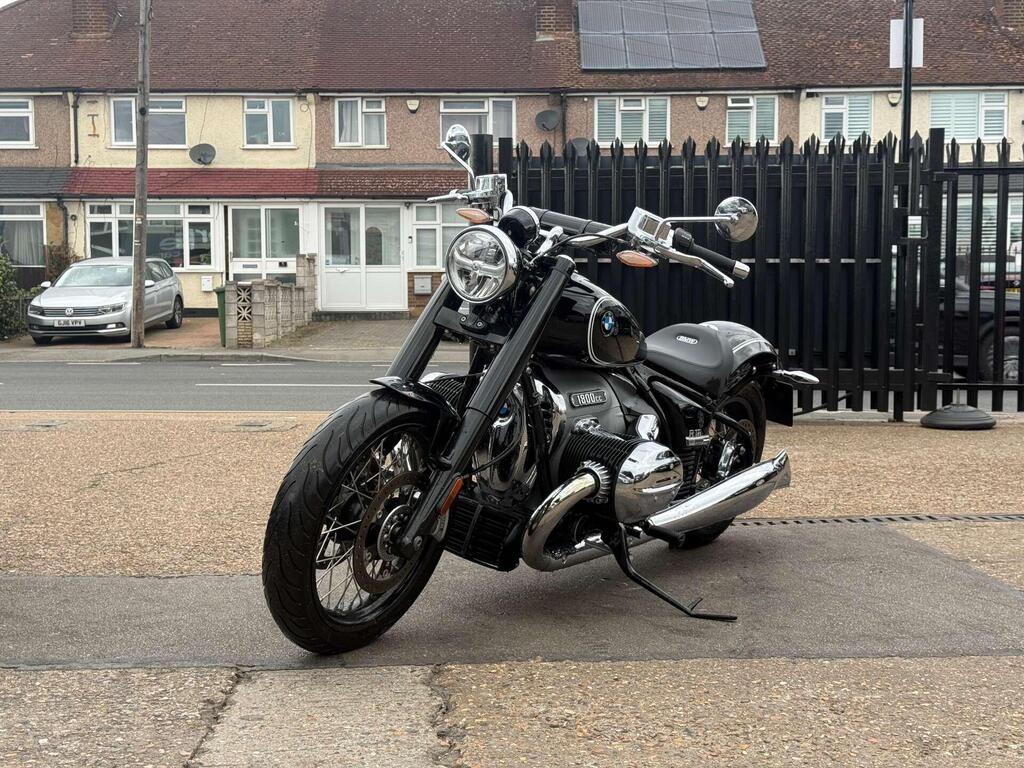 BMW R 18