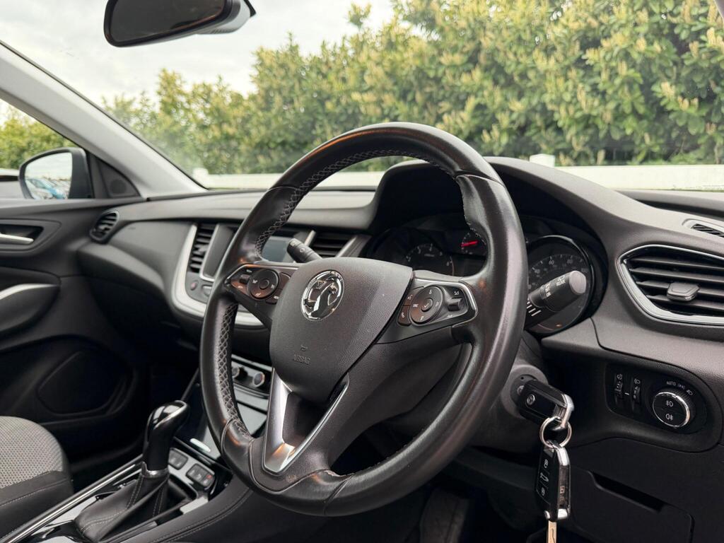 2018 Vauxhall Grandland X thumbnail 20
