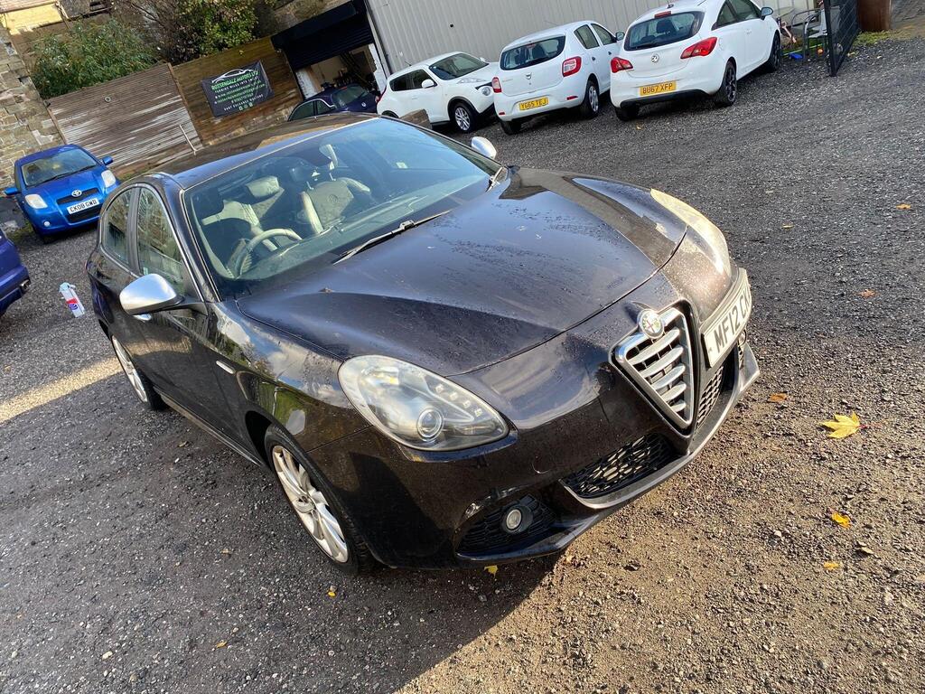 Alfa Romeo Giulietta Hatchback 2.0 JTDM-2 Veloce Euro 5 (s/s) 5dr