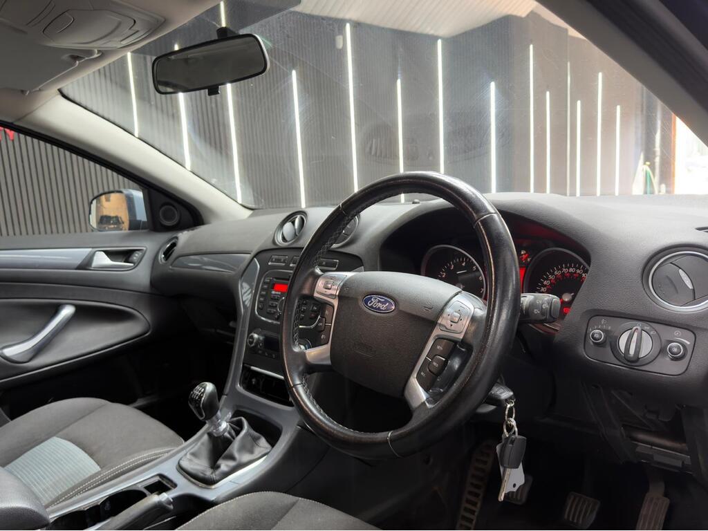 2012 Ford Mondeo thumbnail 10