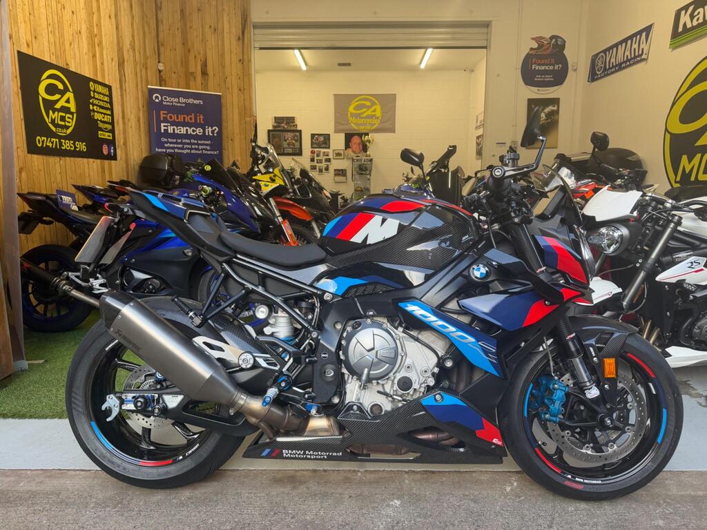 BMW M 1000 R