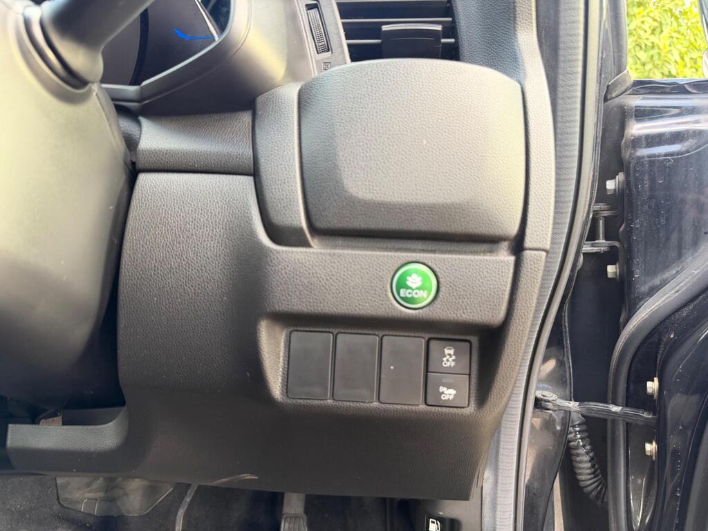 2014 Honda Jazz thumbnail 34