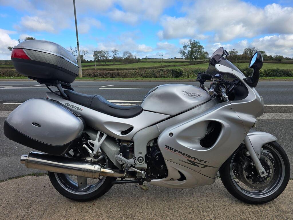 Triumph Sprint ST 955 Unlisted