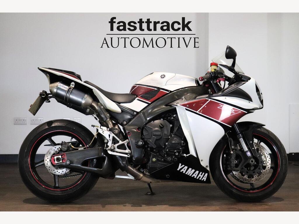 Yamaha R1