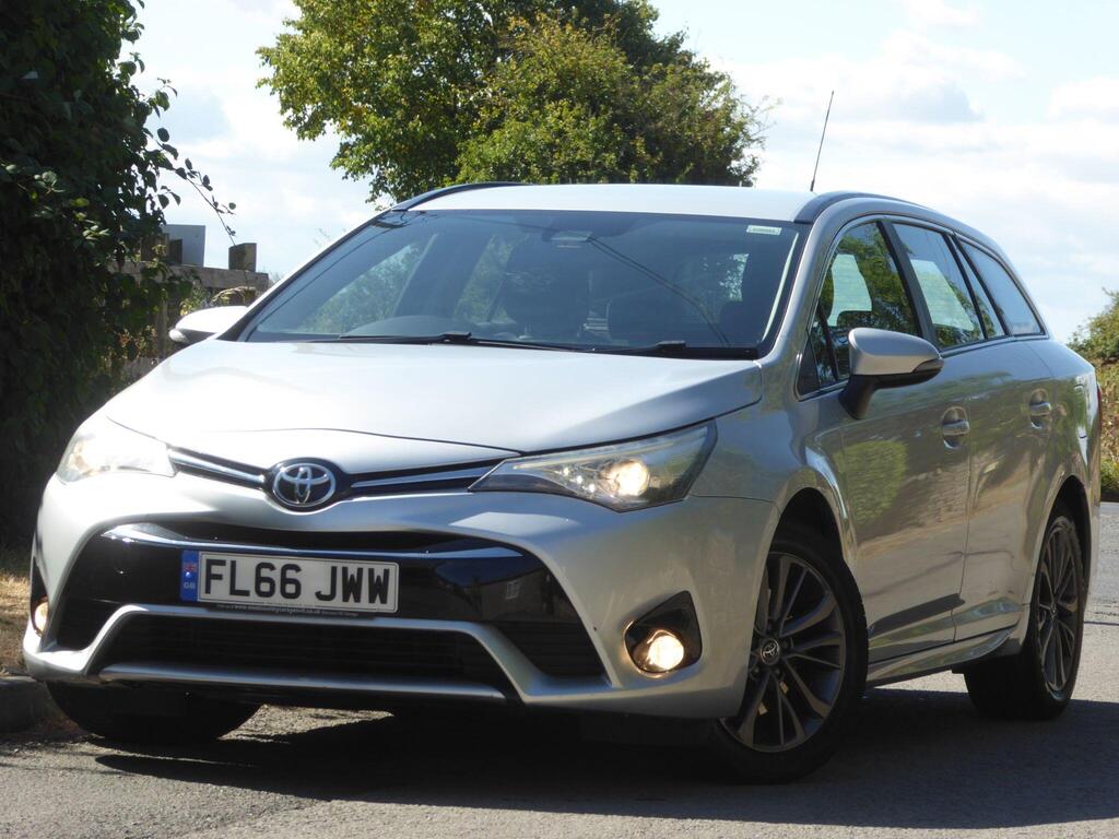 Toyota Avensis Estate 2.0 D-4D Business Edition Touring Sports Euro 6 (s/s) 5dr