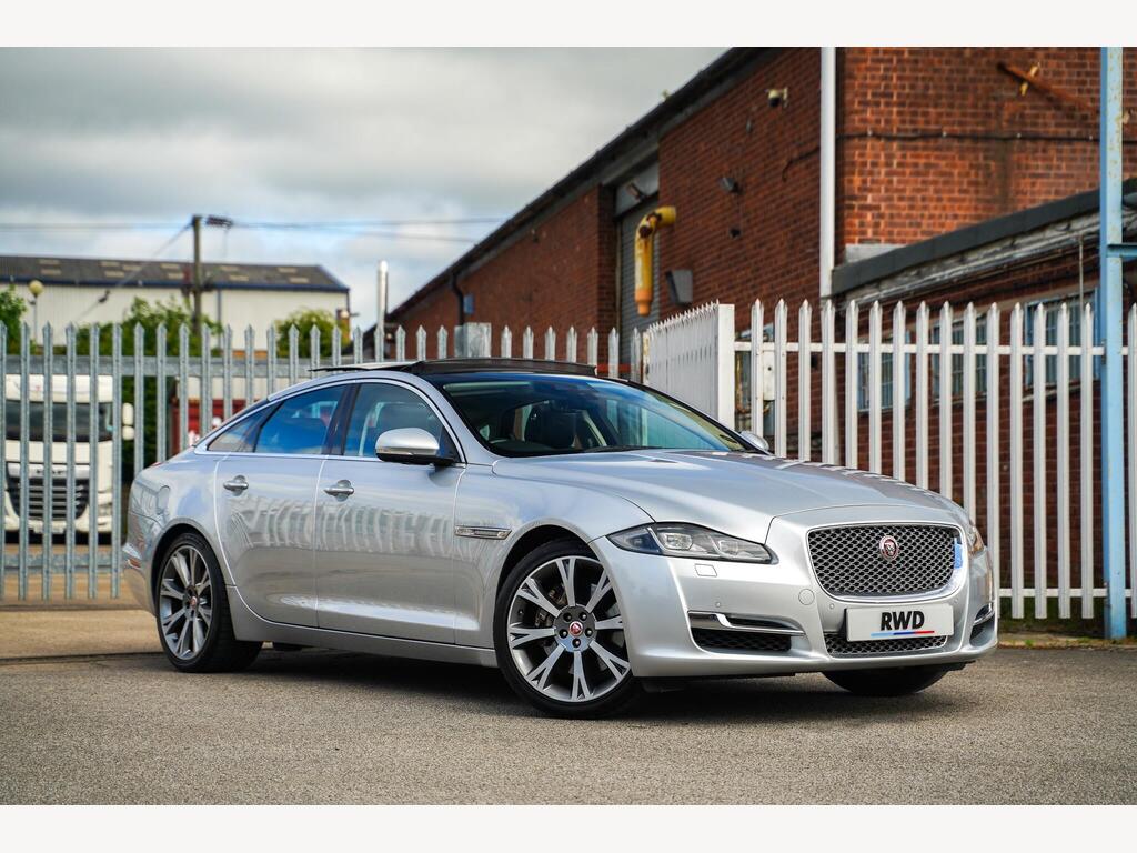 Jaguar XJ Saloon 3.0d V6 Portfolio Auto Euro 6 (s/s) 4dr