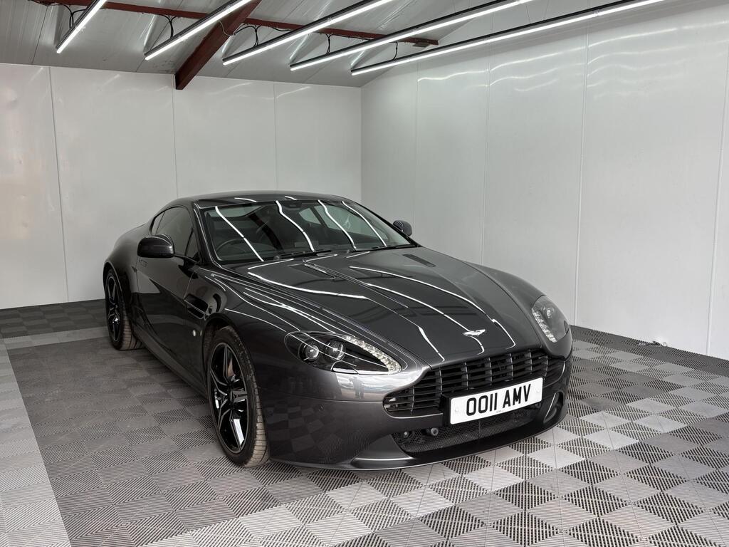 Aston Martin Vantage