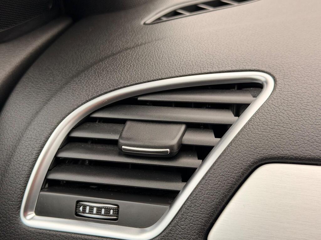 2014 Audi A4 Avant thumbnail 34