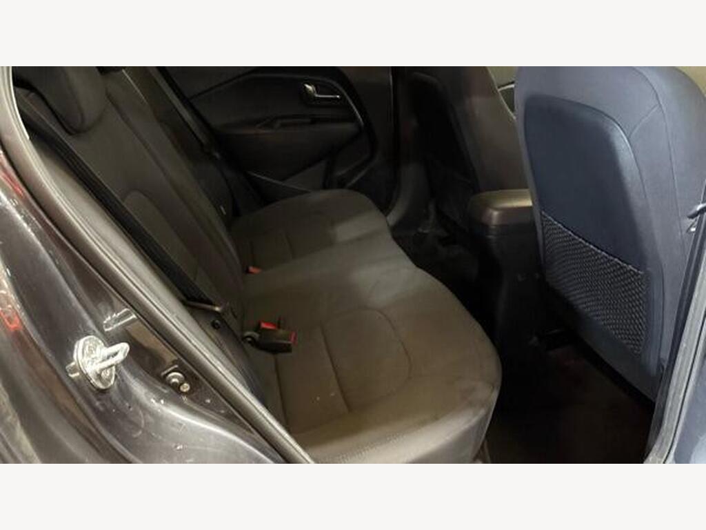2012 Kia Rio thumbnail 10